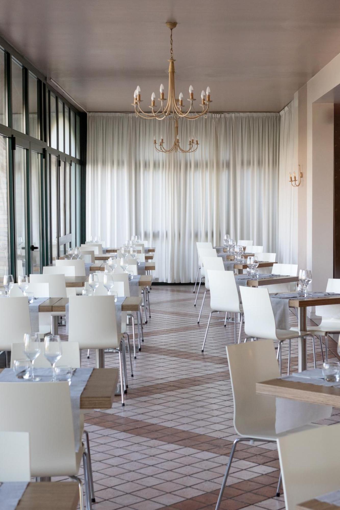 Le Terrazze Sul Lago Hotel & Residence パデンゲ・スル・ガルダ エクステリア 写真
